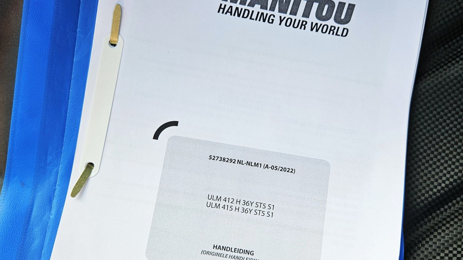 Teleskoplader Türe ait Manitou ULM 415 H / tæt på ny stand / inkl. redskaber / kan køres på trailer, Gebrauchtmaschine içinde Arden (resim 22)