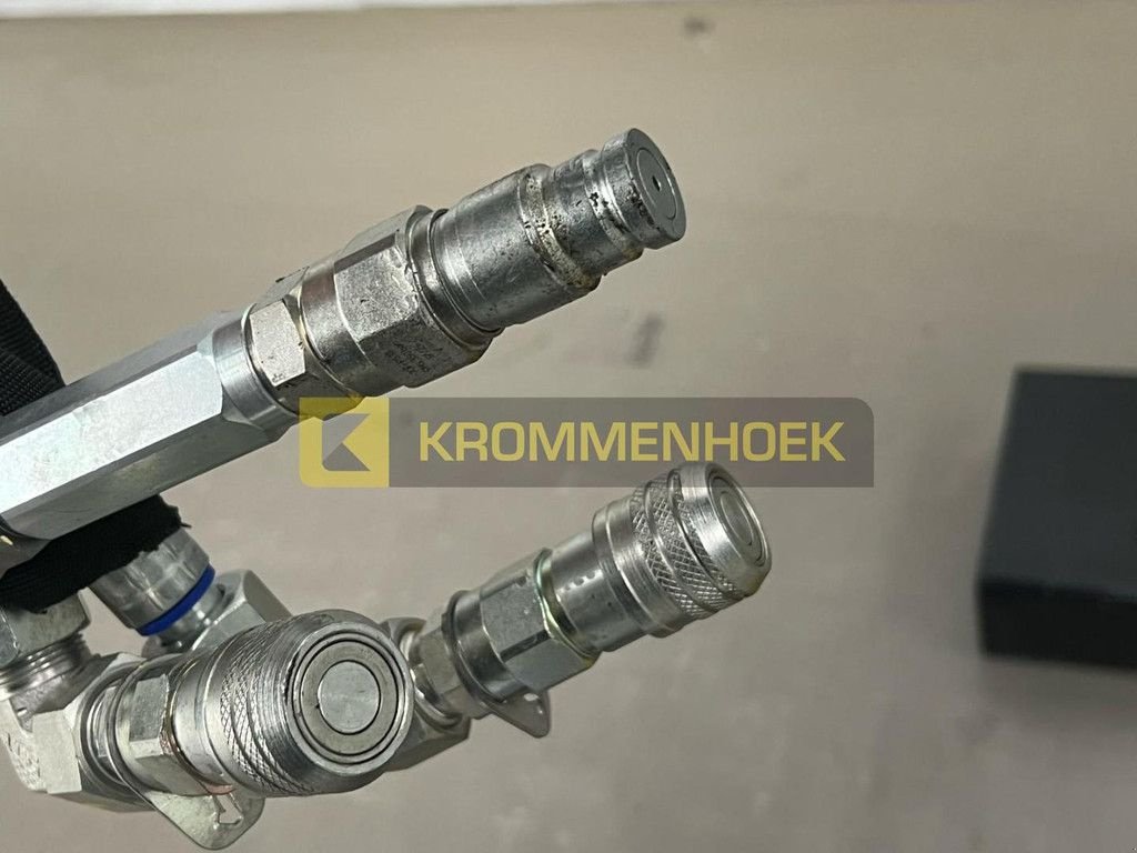 Teleskoplader des Typs Manitou W7200/36M - Vario Vario lier voor MRT3570, Neumaschine in Apeldoorn (Bild 8)