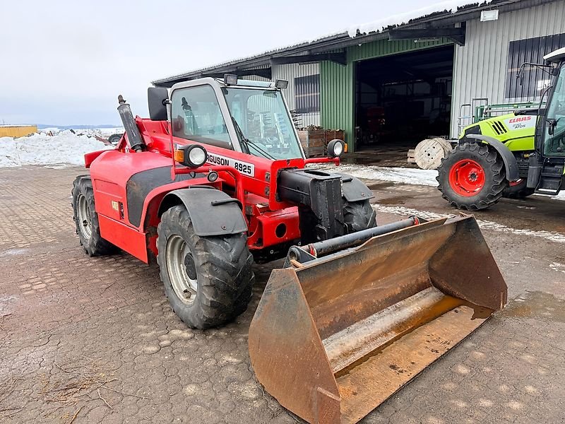 Teleskoplader des Typs Massey Ferguson 8925 / Sambron 9255, Gebrauchtmaschine in Steinau  (Bild 2)