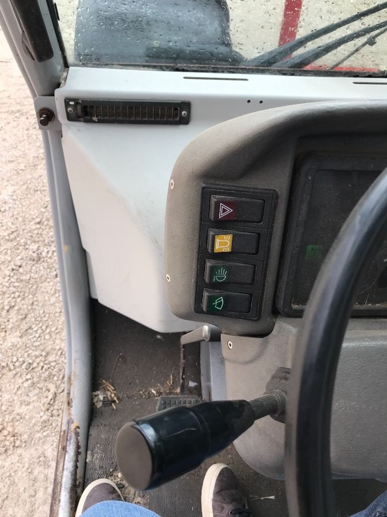 Teleskoplader typu Massey Ferguson 8925, Gebrauchtmaschine v MORLHON LE HAUT (Obrázek 10)