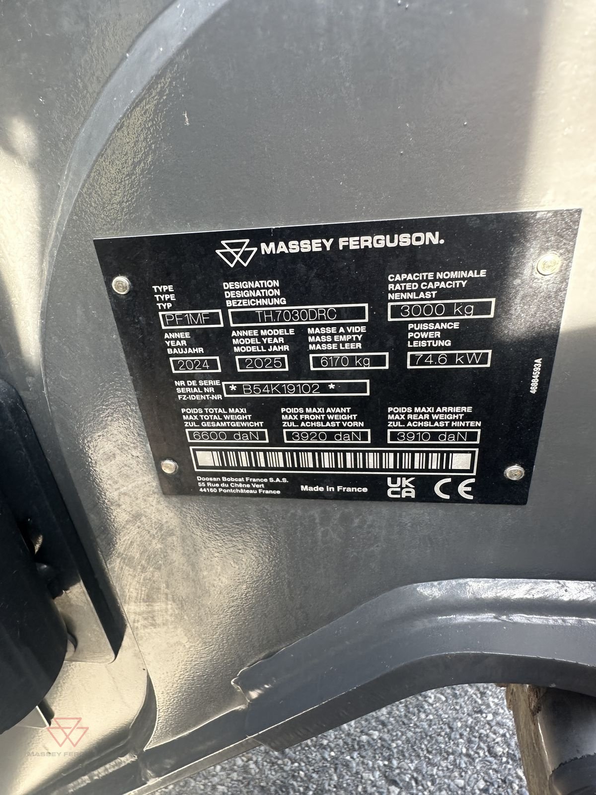 Teleskoplader des Typs Massey Ferguson Massey Ferguson TH.7030LP S5, Vorführmaschine in Schwechat (Bild 2)