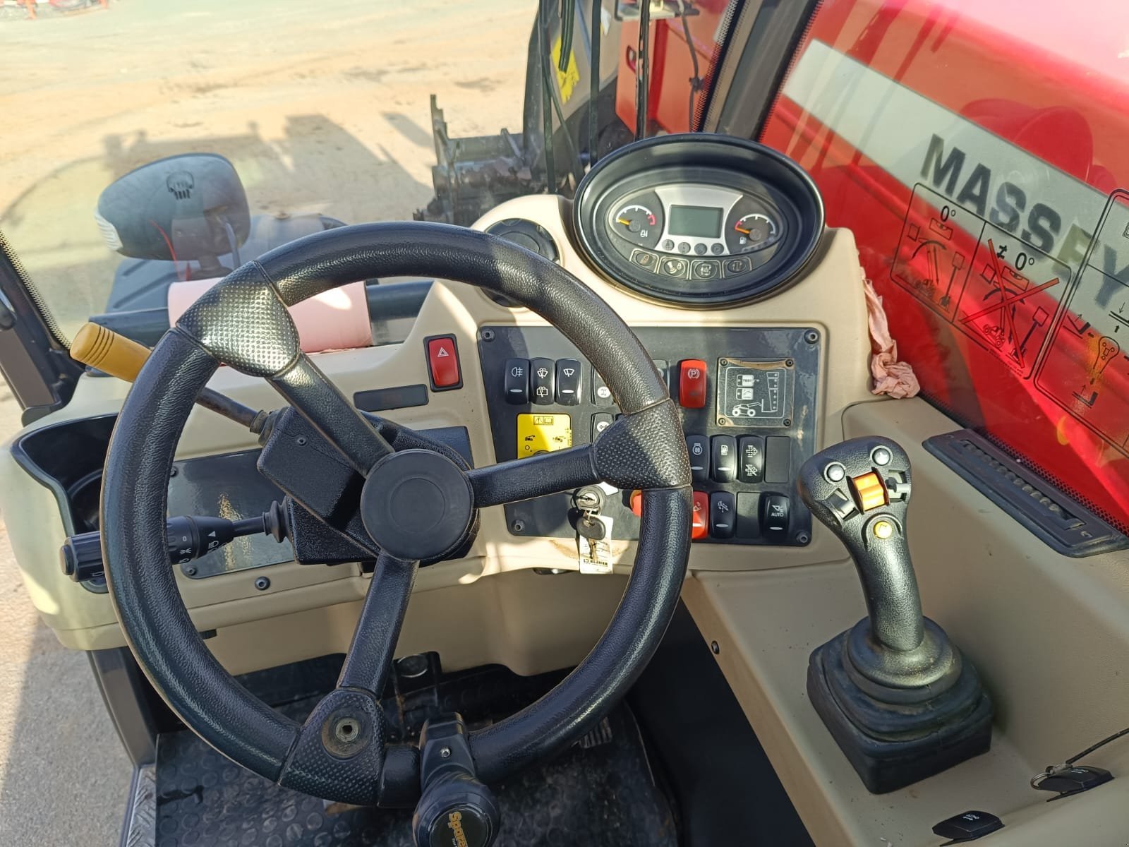 Teleskoplader typu Massey Ferguson TH 6534, Gebrauchtmaschine v Le Horps (Obrázek 10)