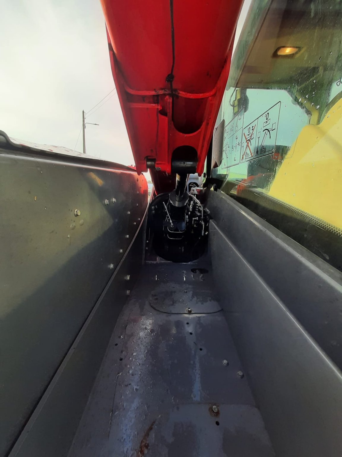 Teleskoplader of the type Massey Ferguson TH 6534, Gebrauchtmaschine in Le Horps (Picture 10)