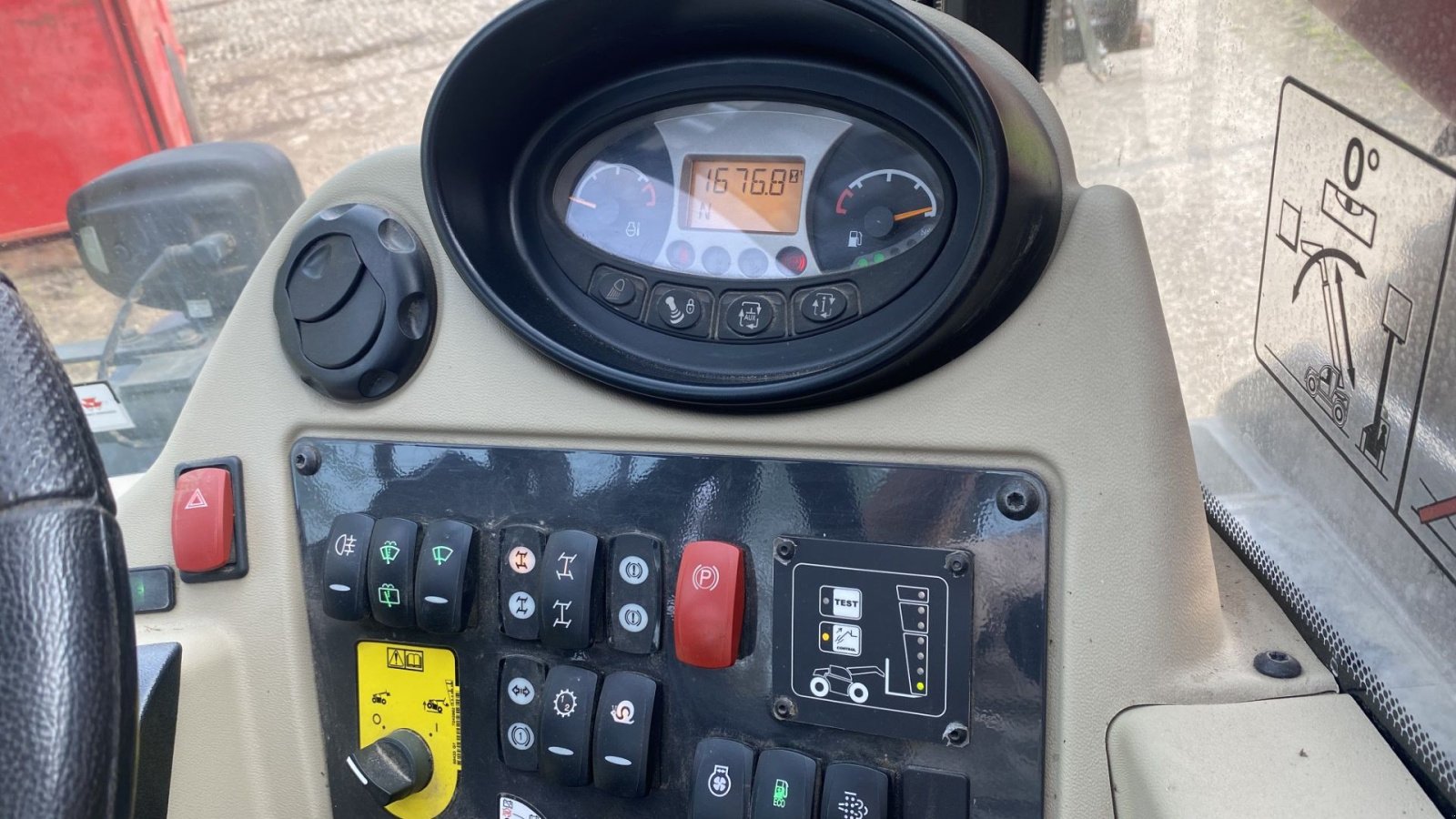 Teleskoplader typu Massey Ferguson TH 7038, Gebrauchtmaschine v øster ulslev (Obrázek 12)