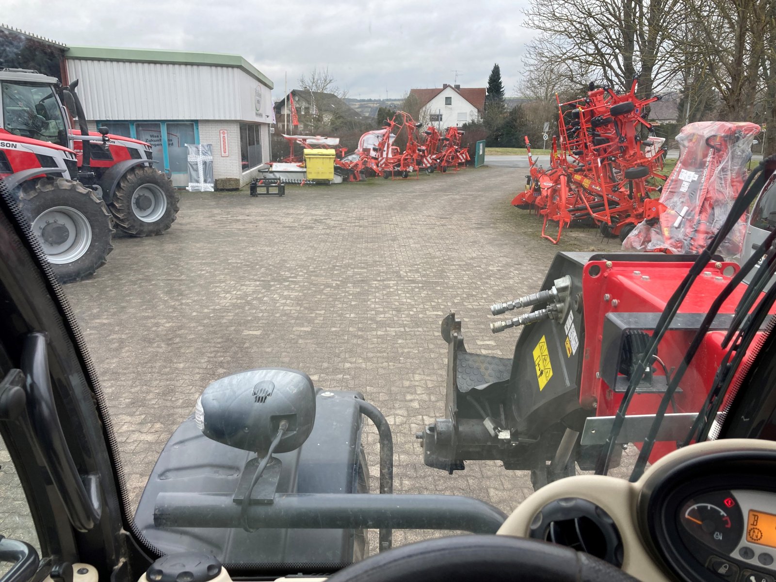 Teleskoplader des Typs Massey Ferguson TH 7038, Gebrauchtmaschine in Trendelburg (Bild 6)