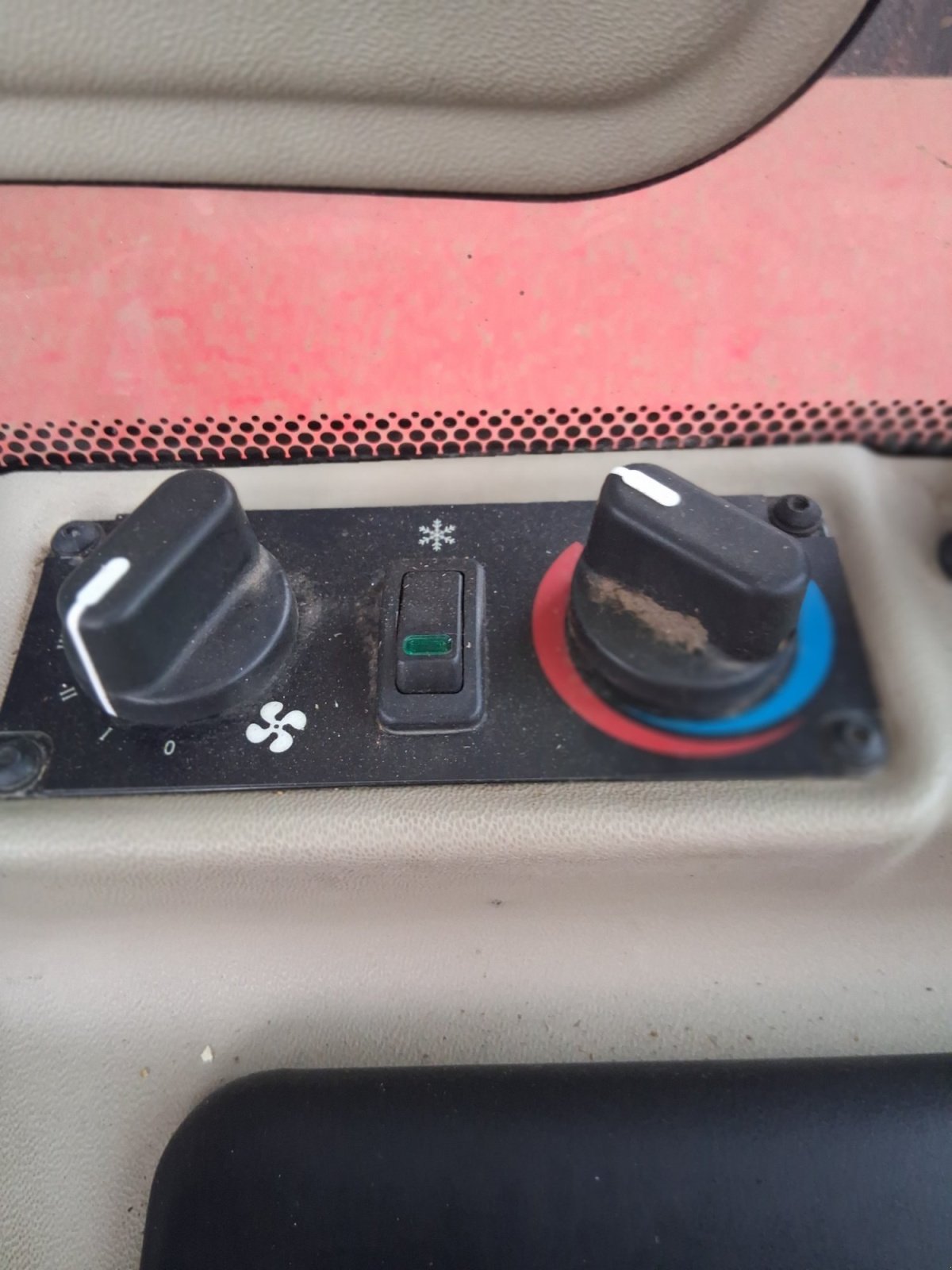 Teleskoplader des Typs Massey Ferguson TH 7038, Gebrauchtmaschine in Bayern - Mitterfels (Bild 11)