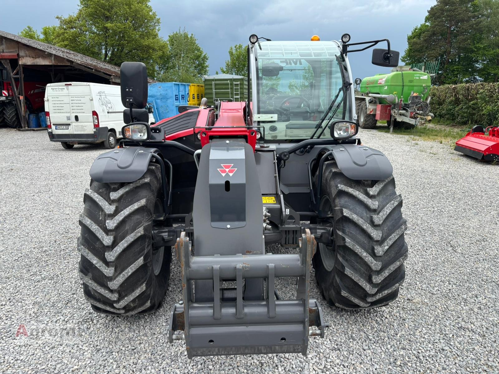 Teleskoplader van het type Massey Ferguson TH 8043, Neumaschine in Blaufelden-Wiesenbach (Foto 9)