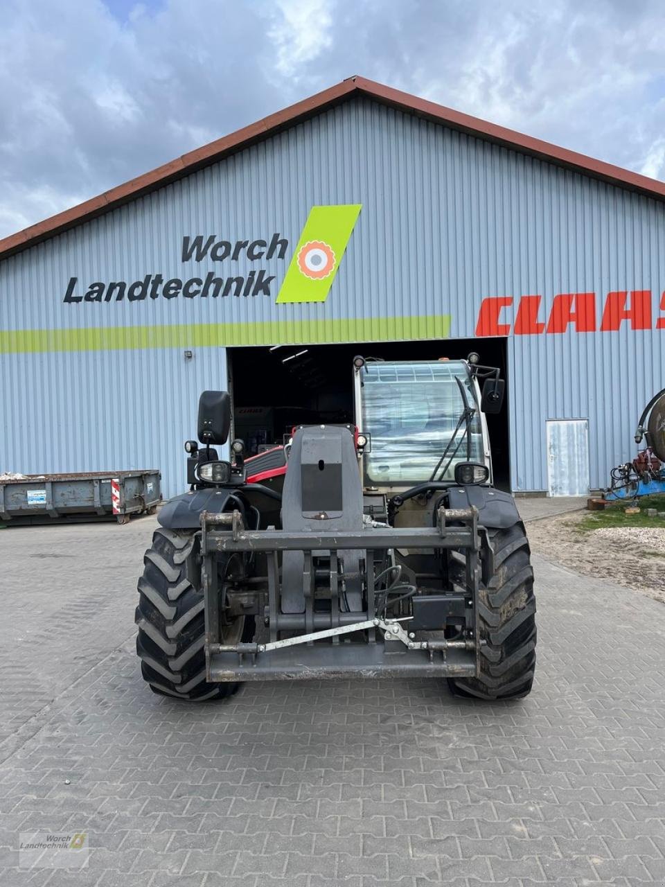 Teleskoplader of the type Massey Ferguson TH 8043, Gebrauchtmaschine in Schora (Picture 2)