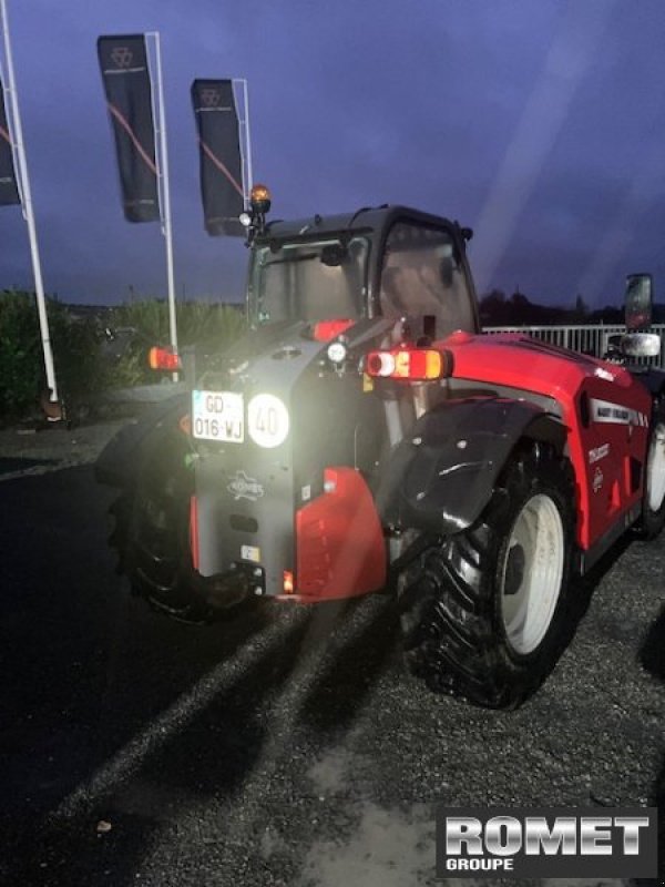 Teleskoplader des Typs Massey Ferguson TH6030, Gebrauchtmaschine in Gennes sur glaize (Bild 2)