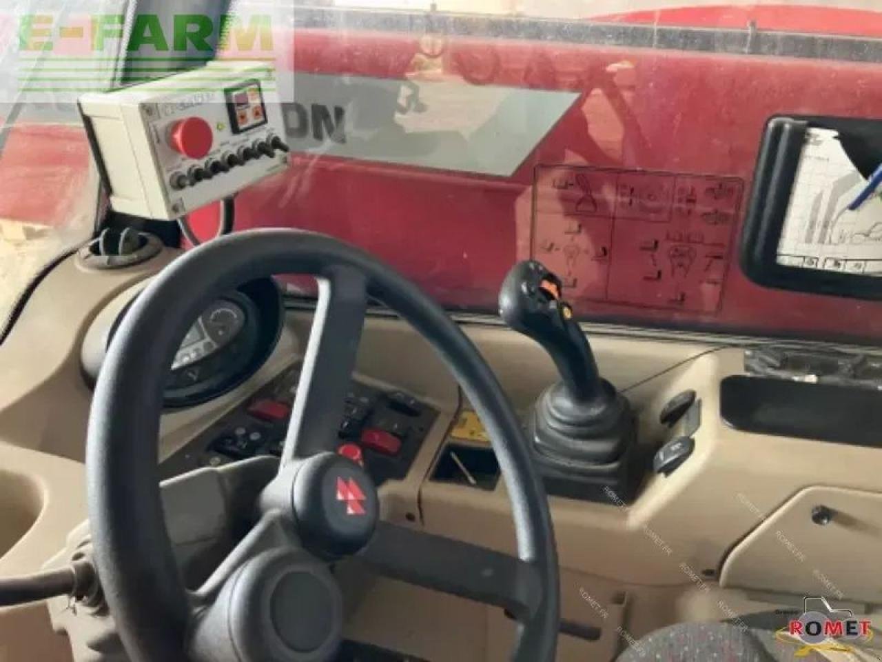 Teleskoplader of the type Massey Ferguson th7030 lp, Gebrauchtmaschine in GENNES-SUR-GLAIZE (Picture 10)