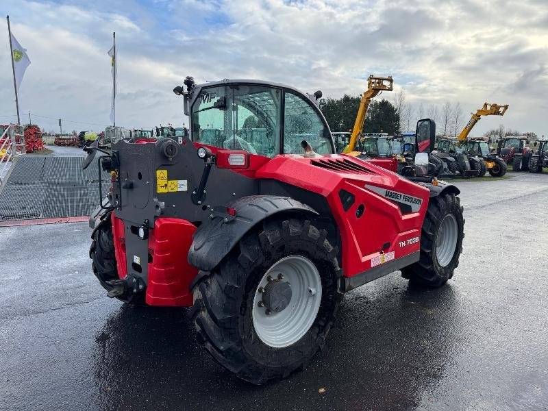 Teleskoplader des Typs Massey Ferguson TH7035, Gebrauchtmaschine in Wargnies Le Grand (Bild 5)