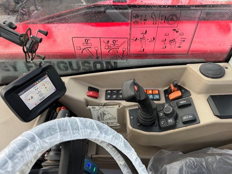 Teleskoplader des Typs Massey Ferguson TH7035, Gebrauchtmaschine in Wargnies Le Grand (Bild 11)