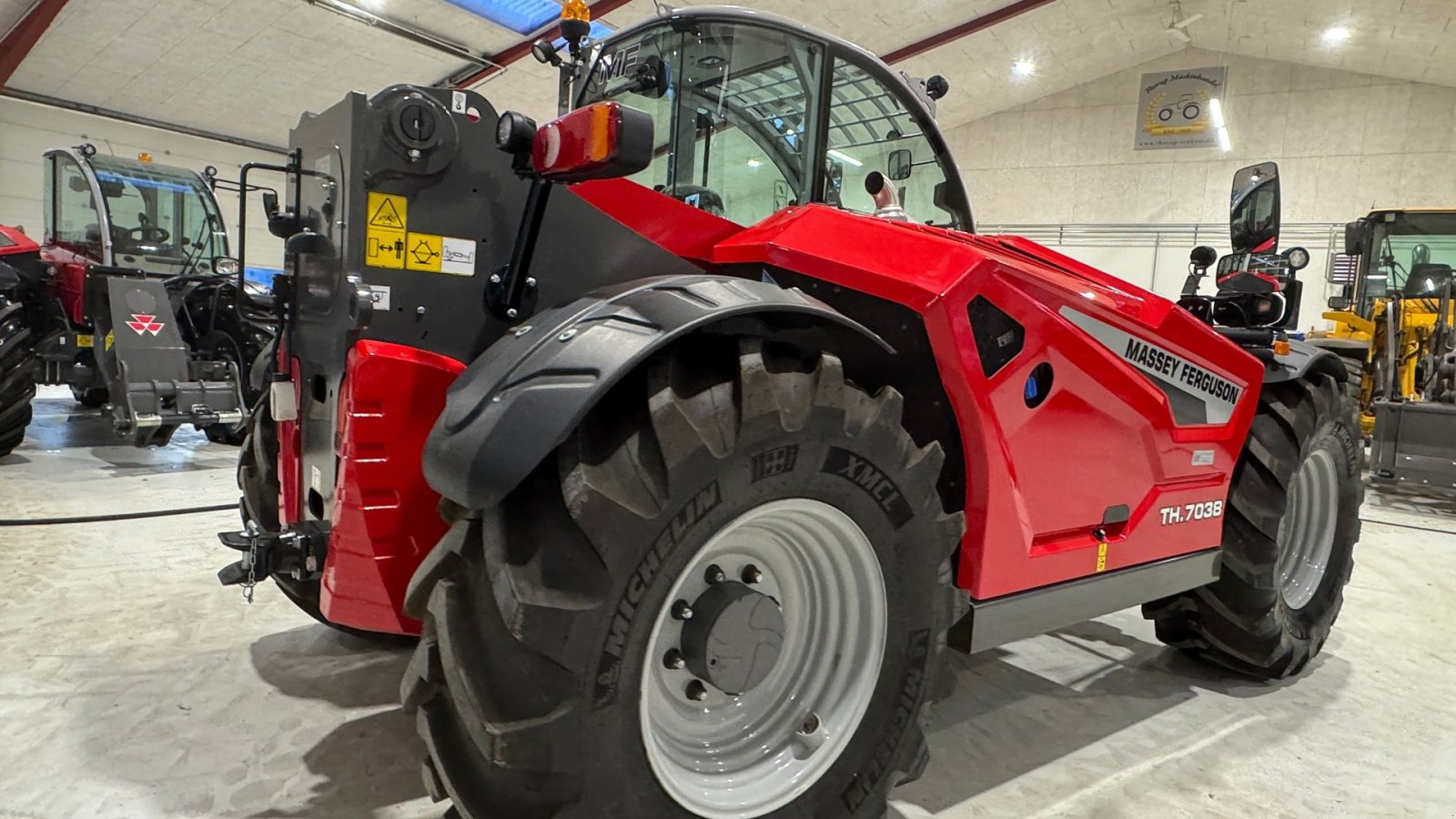Teleskoplader typu Massey Ferguson TH7038 UBRUGT MED 1 ÅRS FABRIKSGARANTI!, Gebrauchtmaschine v Nørager (Obrázek 5)