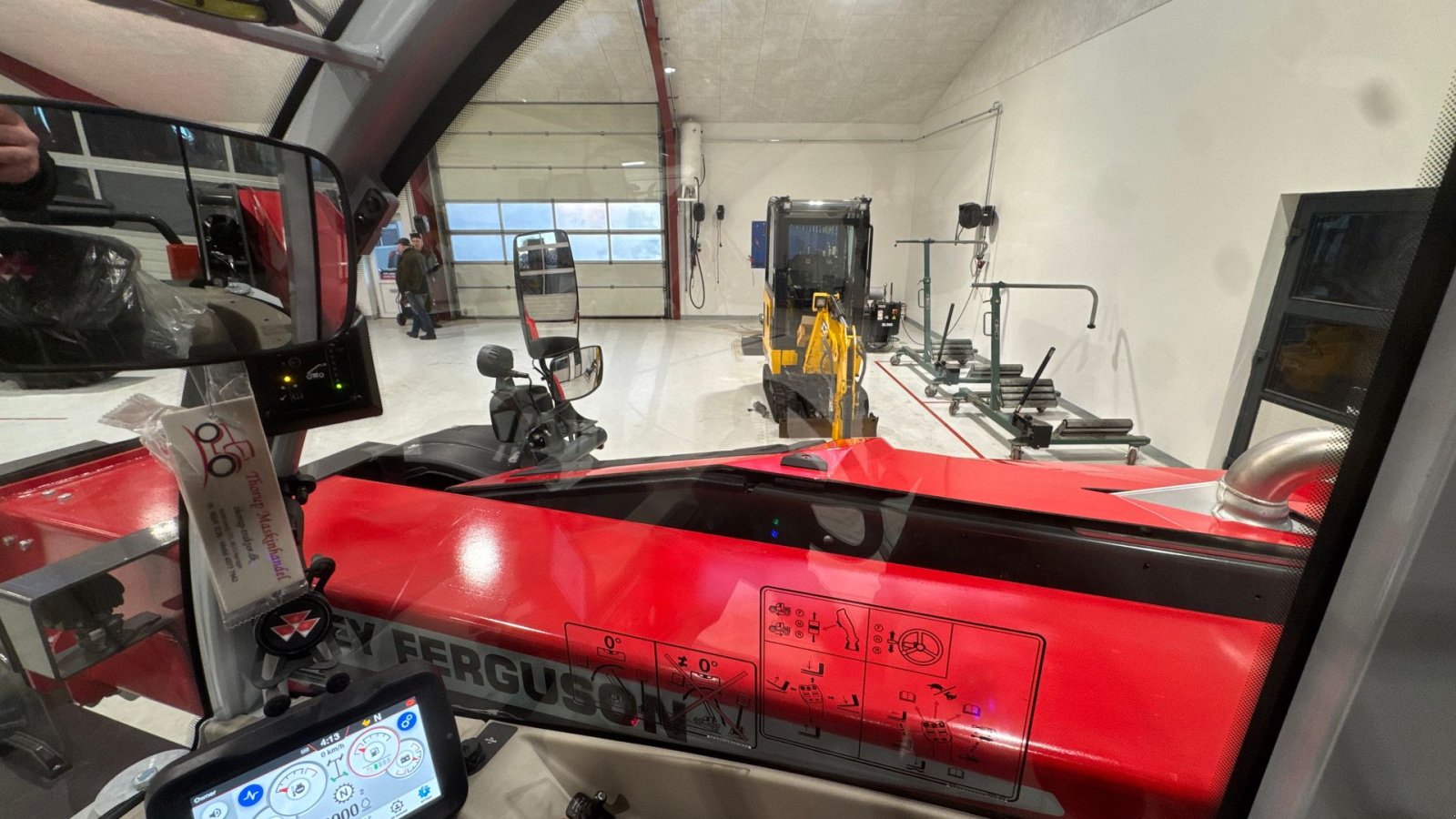 Teleskoplader typu Massey Ferguson TH7038 UBRUGT MED 1 ÅRS FABRIKSGARANTI!, Gebrauchtmaschine v Nørager (Obrázek 20)