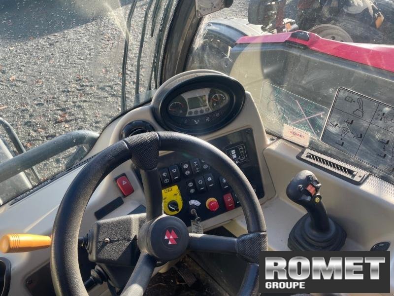 Teleskoplader типа Massey Ferguson TH7038, Gebrauchtmaschine в Gennes sur glaize (Фотография 8)