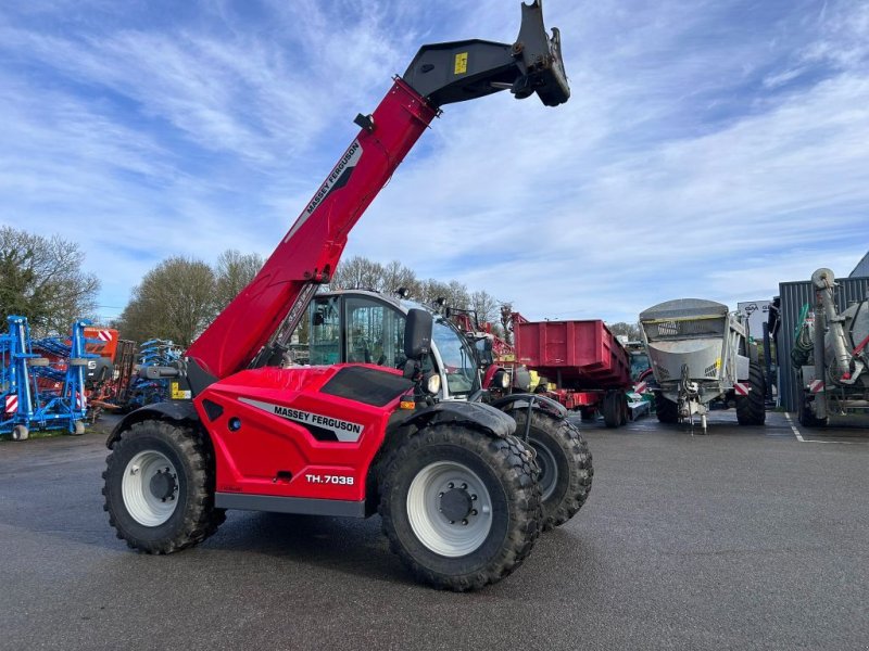 Teleskoplader typu Massey Ferguson TH7038, Gebrauchtmaschine w JOSSELIN (Zdjęcie 1)
