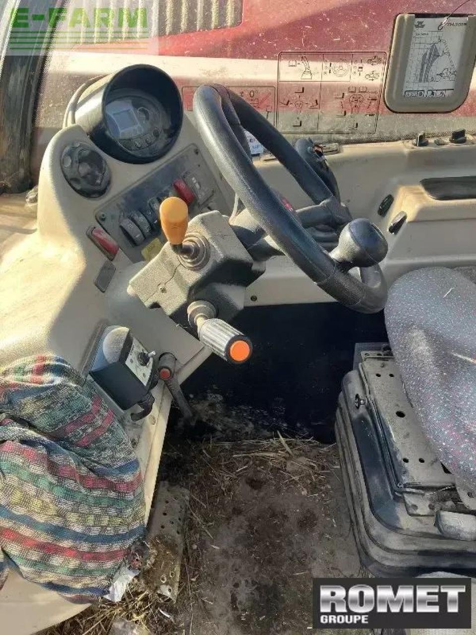 Teleskoplader typu Massey Ferguson th7038, Gebrauchtmaschine v GENNES-SUR-GLAIZE (Obrázek 3)