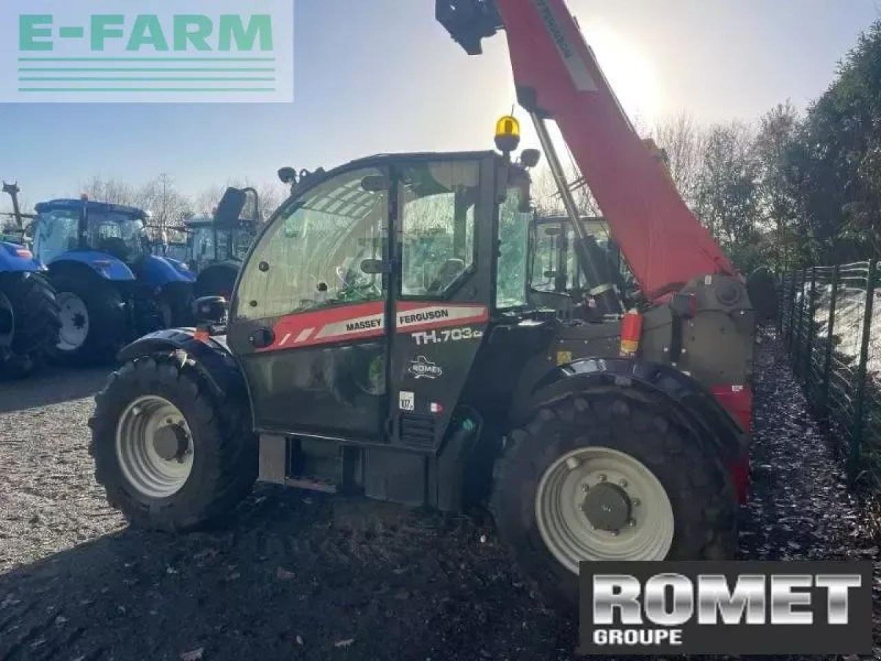Teleskoplader typu Massey Ferguson th7038, Gebrauchtmaschine w GENNES-SUR-GLAIZE (Zdjęcie 5)
