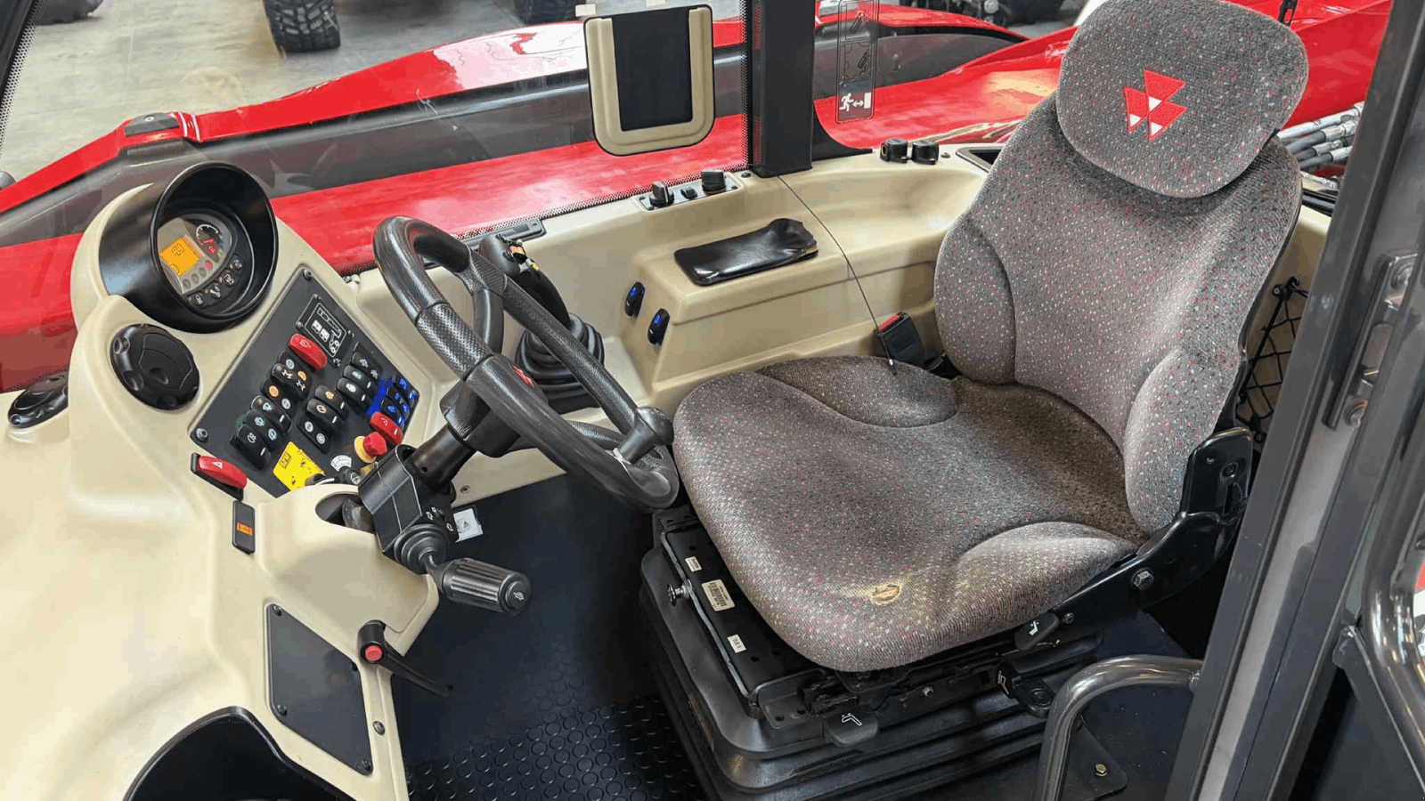 Teleskoplader of the type Massey Ferguson TH7038, Gebrauchtmaschine in Mariager (Picture 14)