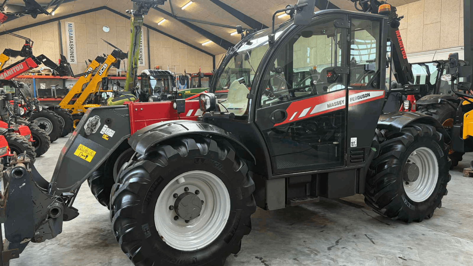 Teleskoplader of the type Massey Ferguson TH7038, Gebrauchtmaschine in Mariager (Picture 4)