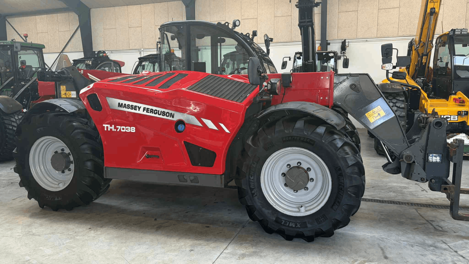 Teleskoplader of the type Massey Ferguson TH7038, Gebrauchtmaschine in Mariager (Picture 11)