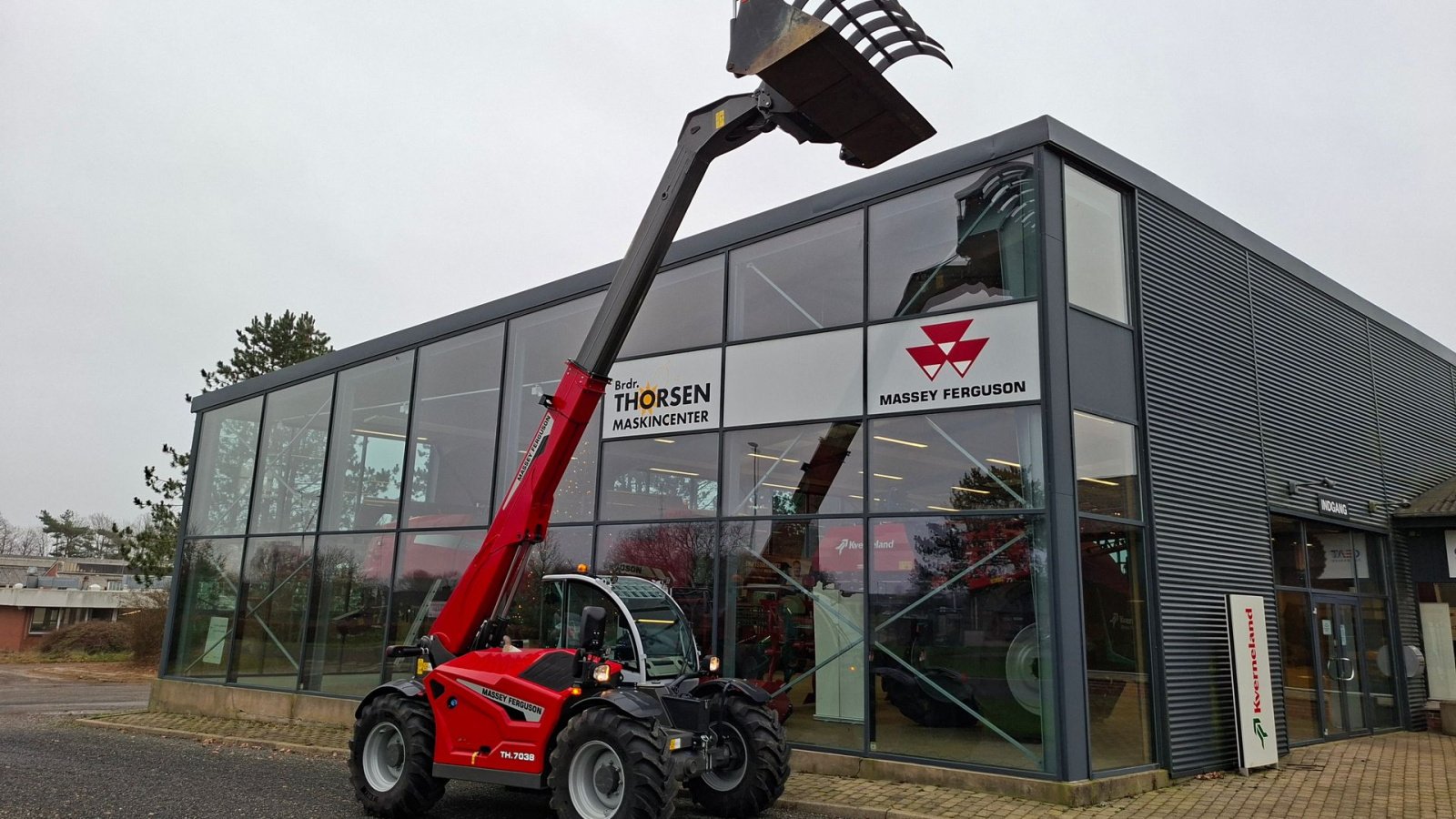 Teleskoplader typu Massey Ferguson TH7038, Gebrauchtmaschine v Nykøbing M (Obrázek 11)