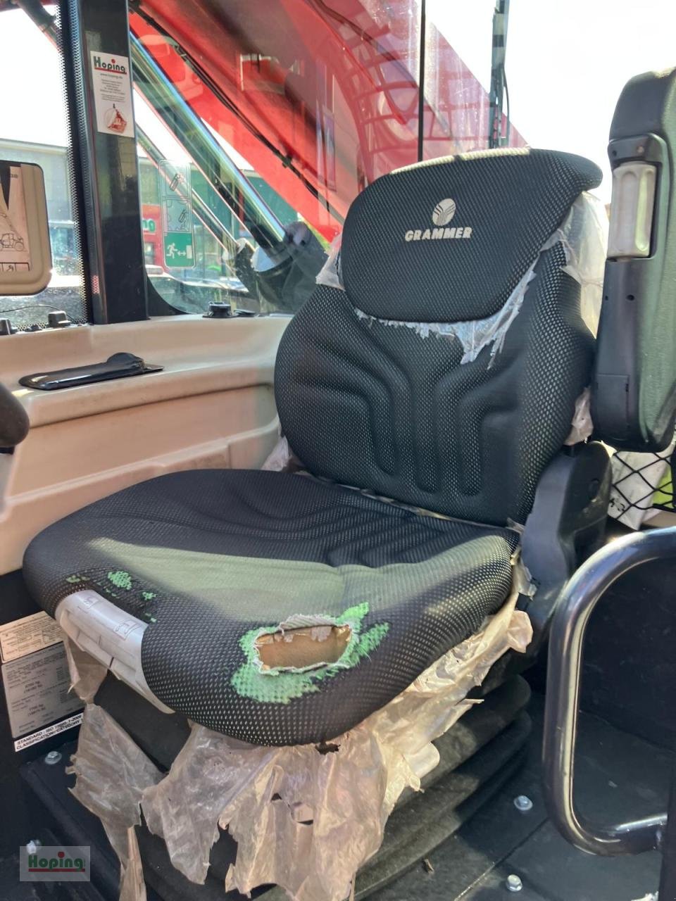 Teleskoplader des Typs Massey Ferguson TH.7038, Gebrauchtmaschine in Bakum (Bild 10)