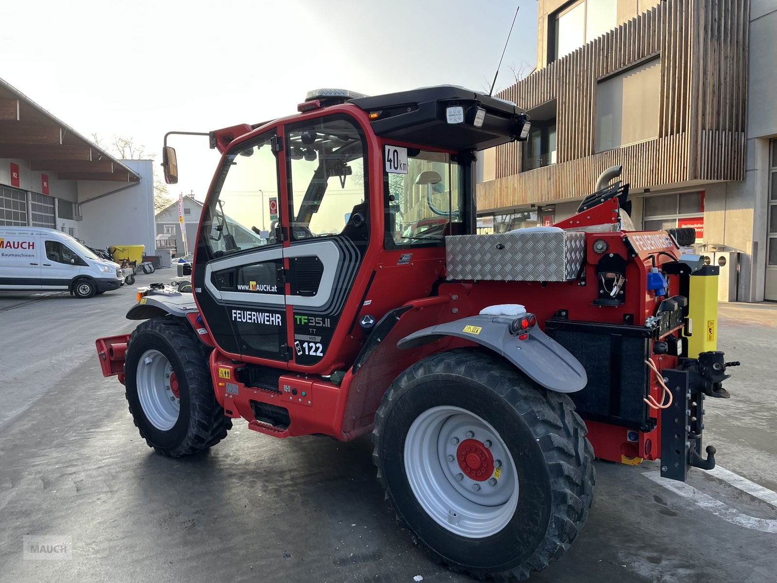 Teleskoplader of the type Merlo 35.11 Feuerwehr Merlo, Vorführmaschine in Burgkirchen (Picture 7)