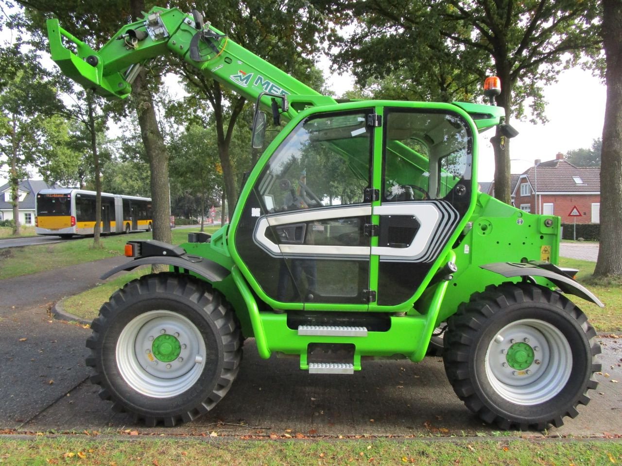 Teleskoplader des Typs Merlo 38.10 tf, Gebrauchtmaschine in Nieuw-Weerdinge (Bild 1)