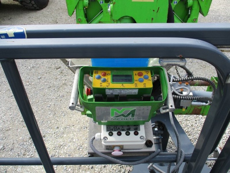 Teleskoplader du type Merlo 38.16 Roto, 2400 Std., evtl. mit Arbeitskorb u. Fernbedienung, Gebrauchtmaschine en Rain-Gempfing (Photo 7)