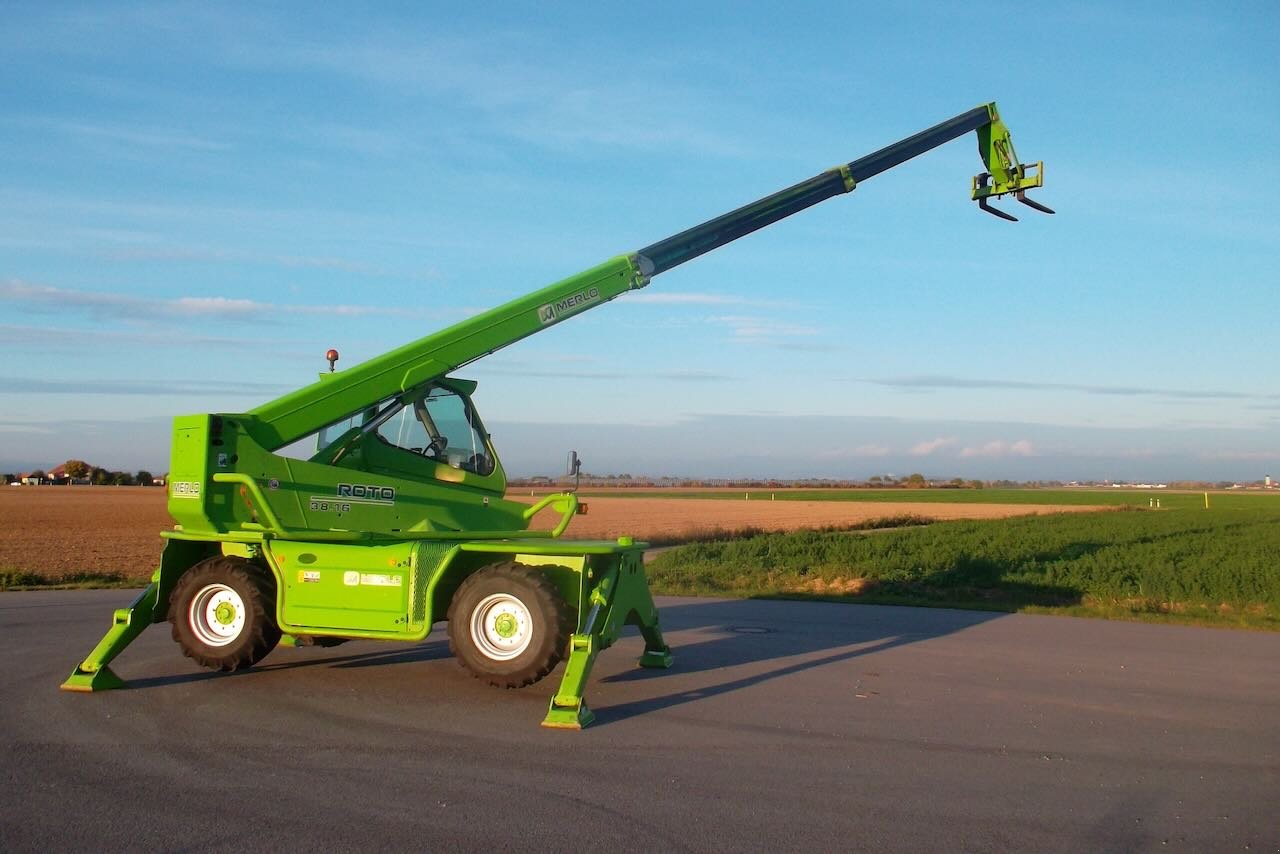 Teleskoplader des Typs Merlo 38.16 Roto, Gebrauchtmaschine in Salching (Bild 9)