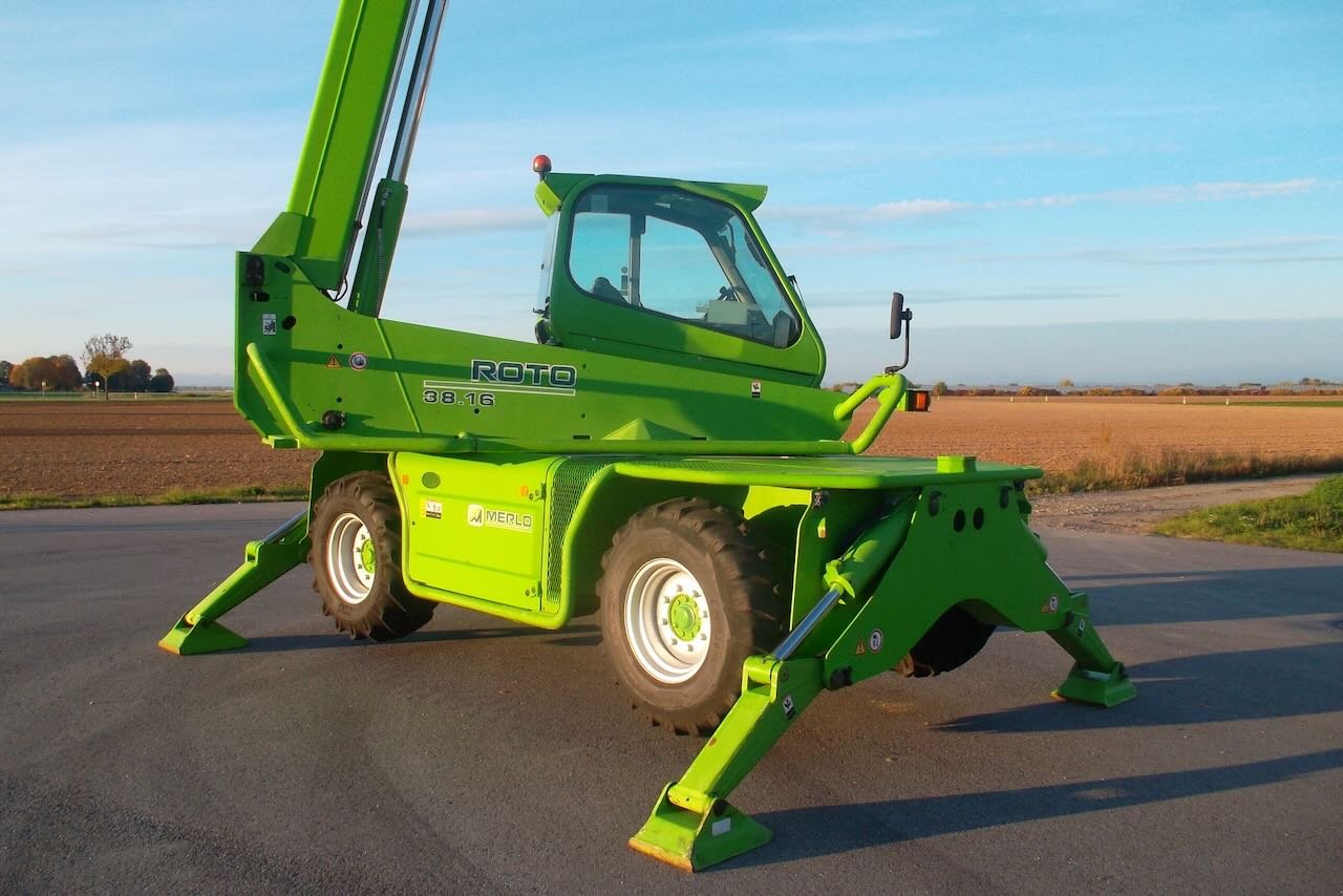 Teleskoplader des Typs Merlo 38.16 Roto, Gebrauchtmaschine in Salching (Bild 10)