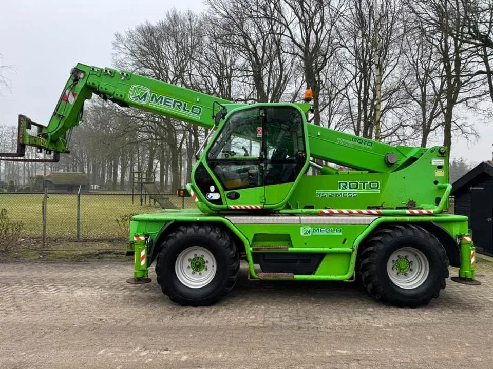 Teleskoplader des Typs Merlo 45.21MCSS ROTO Roterende verreiker manitou mrt, Gebrauchtmaschine in Harskamp (Bild 2)