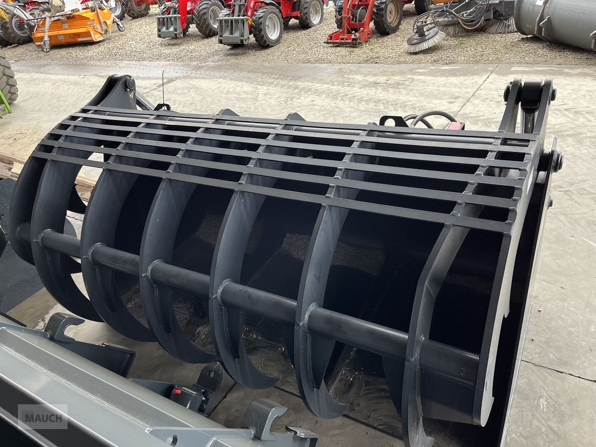 Teleskoplader des Typs Merlo Bressel und Lade Silobeissschaufel SBS 2200mm, Gebrauchtmaschine in Burgkirchen (Bild 7)