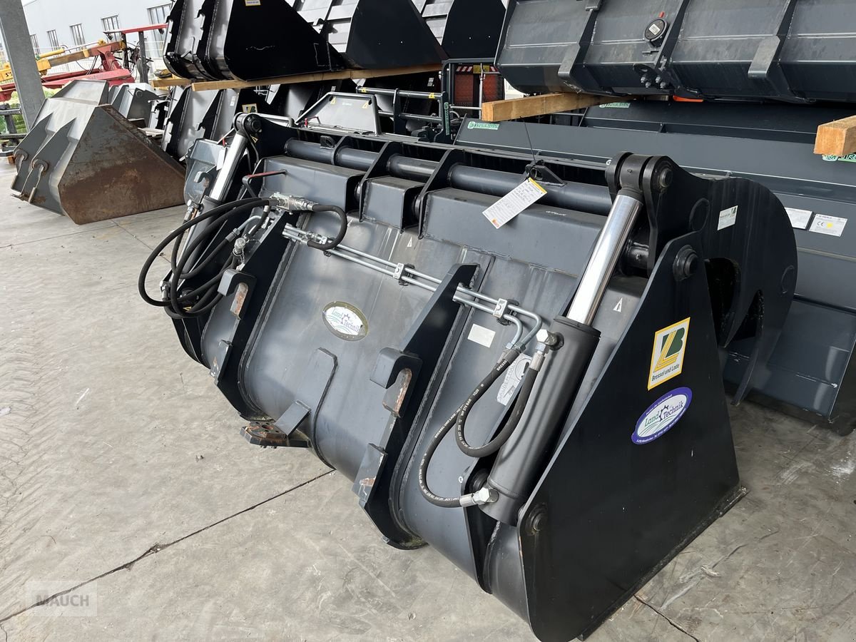 Teleskoplader des Typs Merlo Bressel und Lade Silobeissschaufel SBS 2200mm, Gebrauchtmaschine in Burgkirchen (Bild 13)