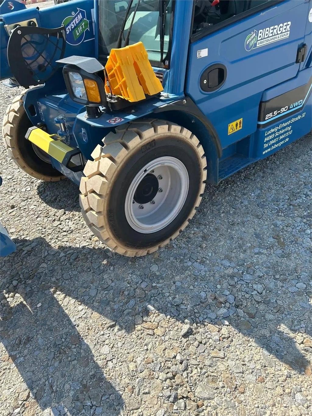 Teleskoplader van het type Merlo E-Worker 25.5-90, Gebrauchtmaschine in Schierling (Foto 8)
