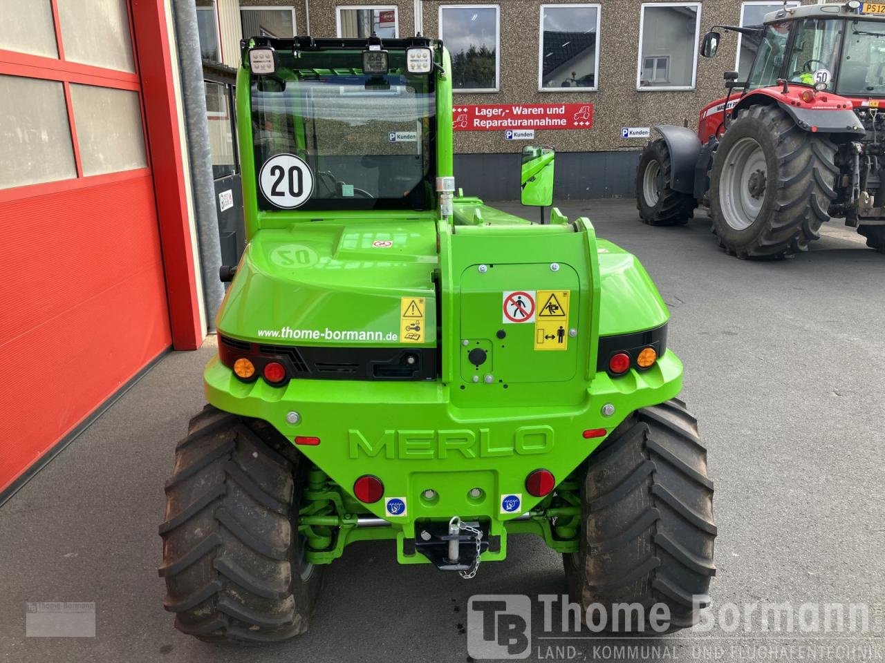 Teleskoplader of the type Merlo E-Worker EW 25.5-90, Mietmaschine in Prüm (Picture 4)