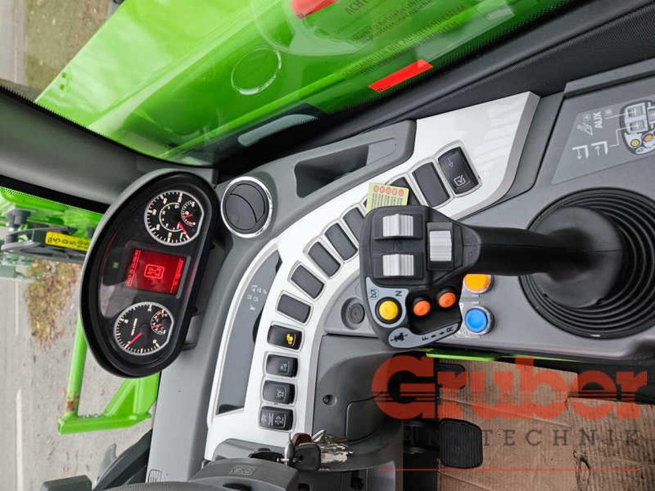 Teleskoplader of the type Merlo P 27.6 TOP, Gebrauchtmaschine in Ampfing (Picture 10)