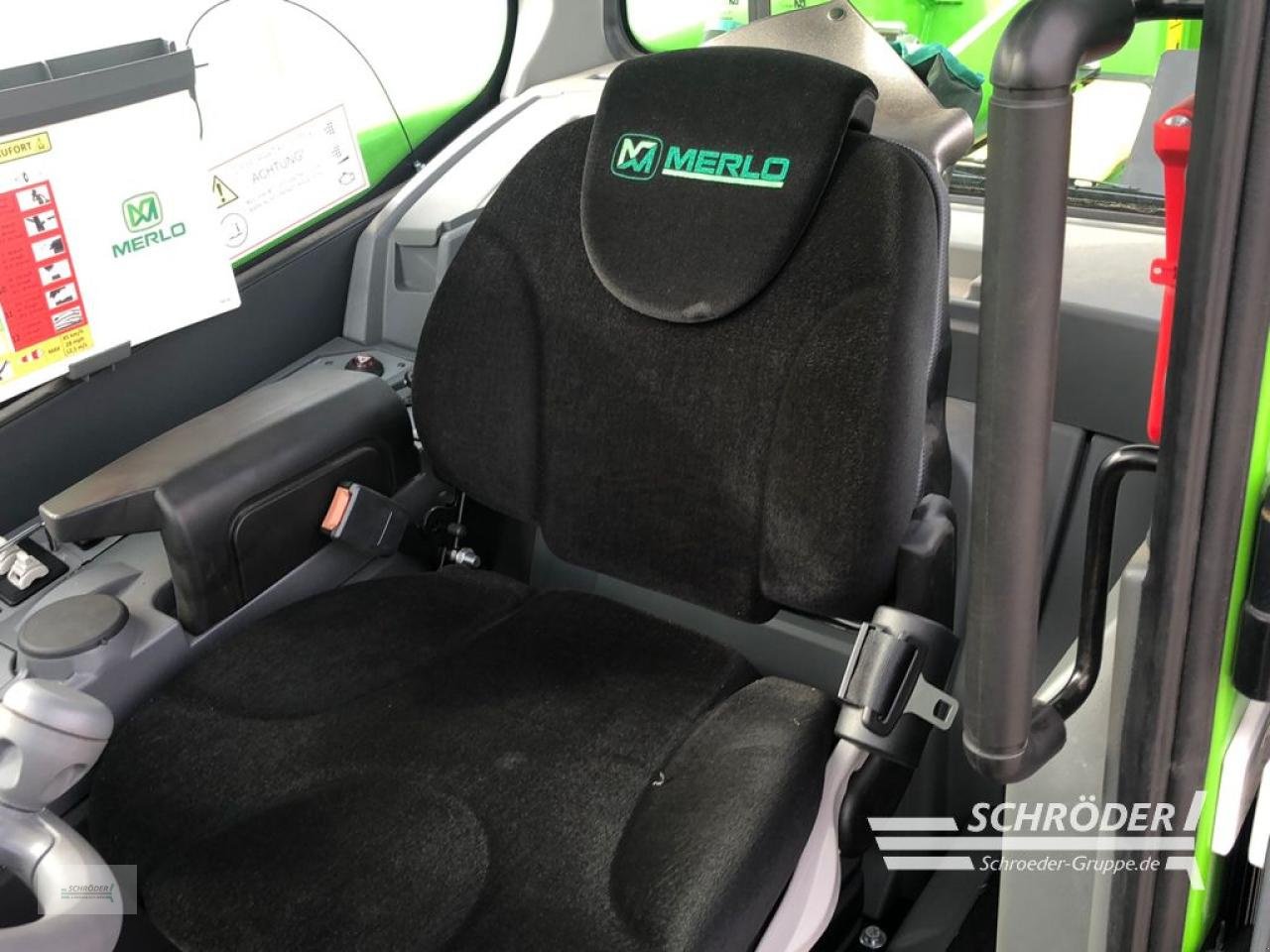 Teleskoplader des Typs Merlo P 40.17, Neumaschine in Wildeshausen (Bild 2)