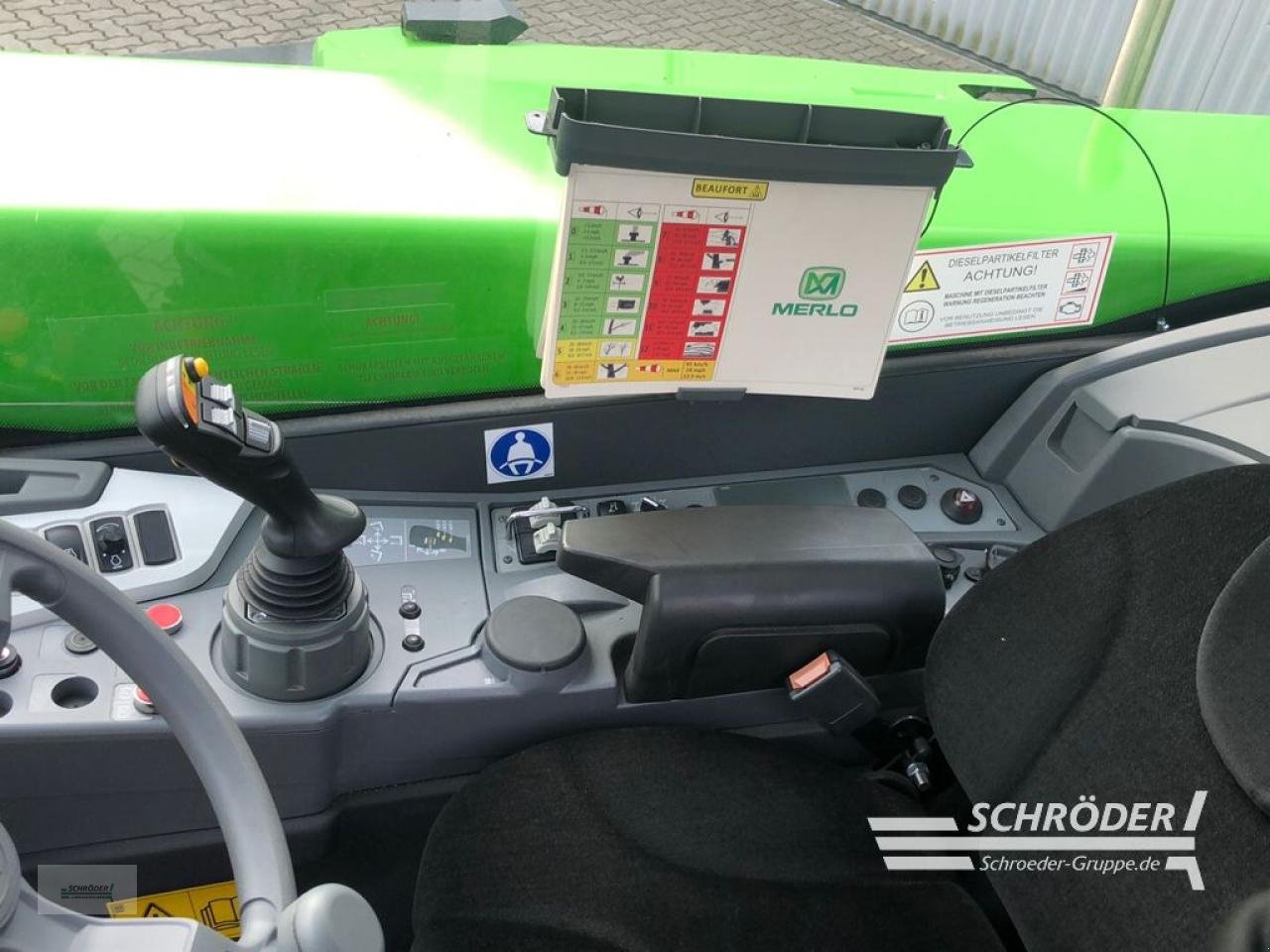 Teleskoplader des Typs Merlo P 40.17, Neumaschine in Wildeshausen (Bild 14)