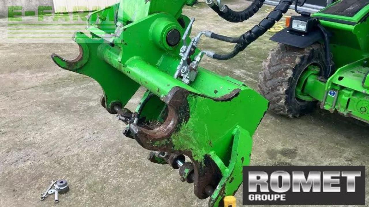 Teleskoplader типа Merlo p27-6 plus, Gebrauchtmaschine в GENNES-SUR-GLAIZE (Фотография 5)