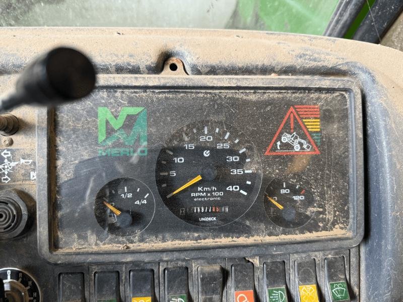 Teleskoplader des Typs Merlo P28.7 EVT, Gebrauchtmaschine in Richebourg (Bild 9)