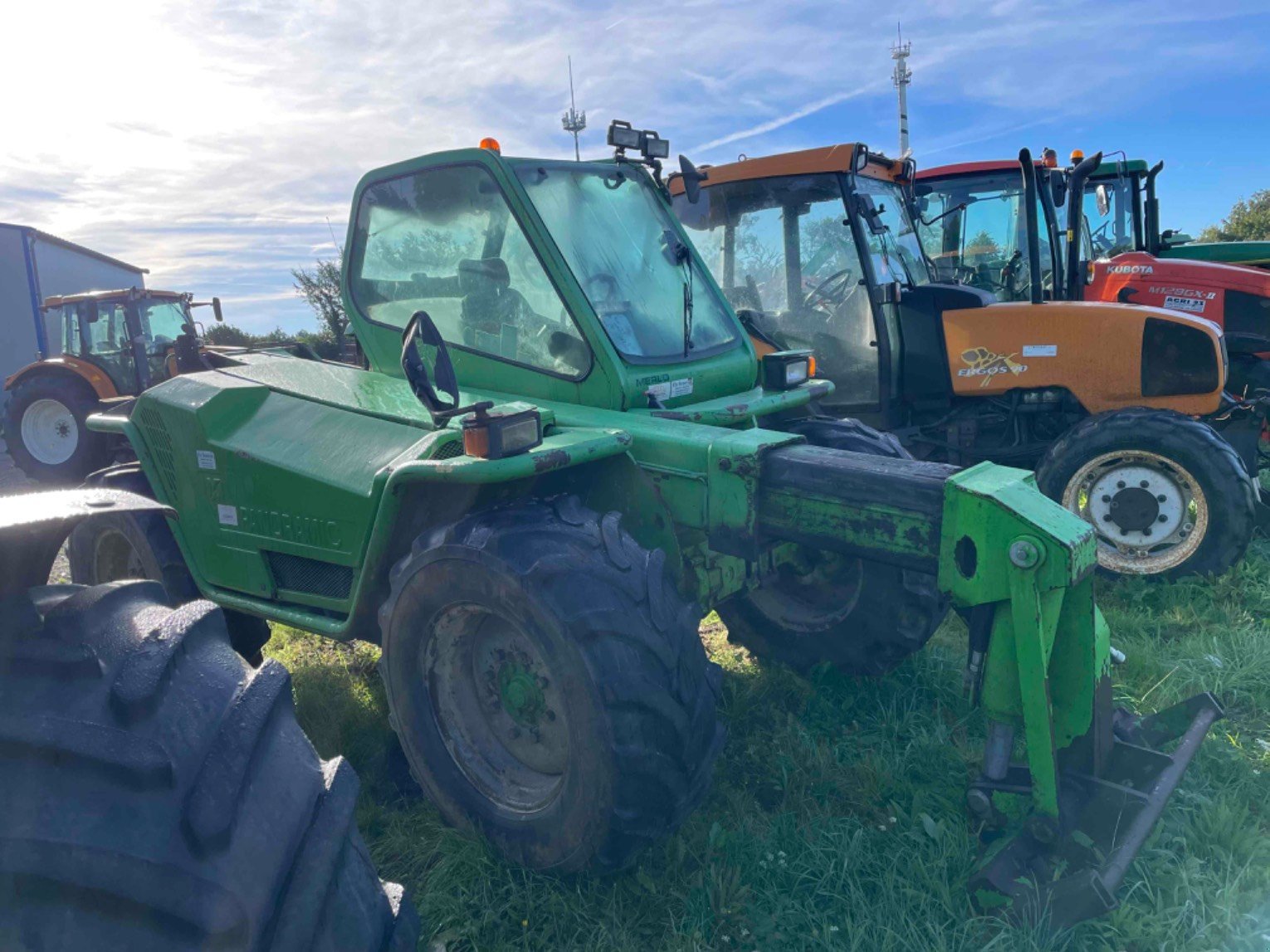 Teleskoplader van het type Merlo P28.7KT, Gebrauchtmaschine in LA SOUTERRAINE (Foto 4)