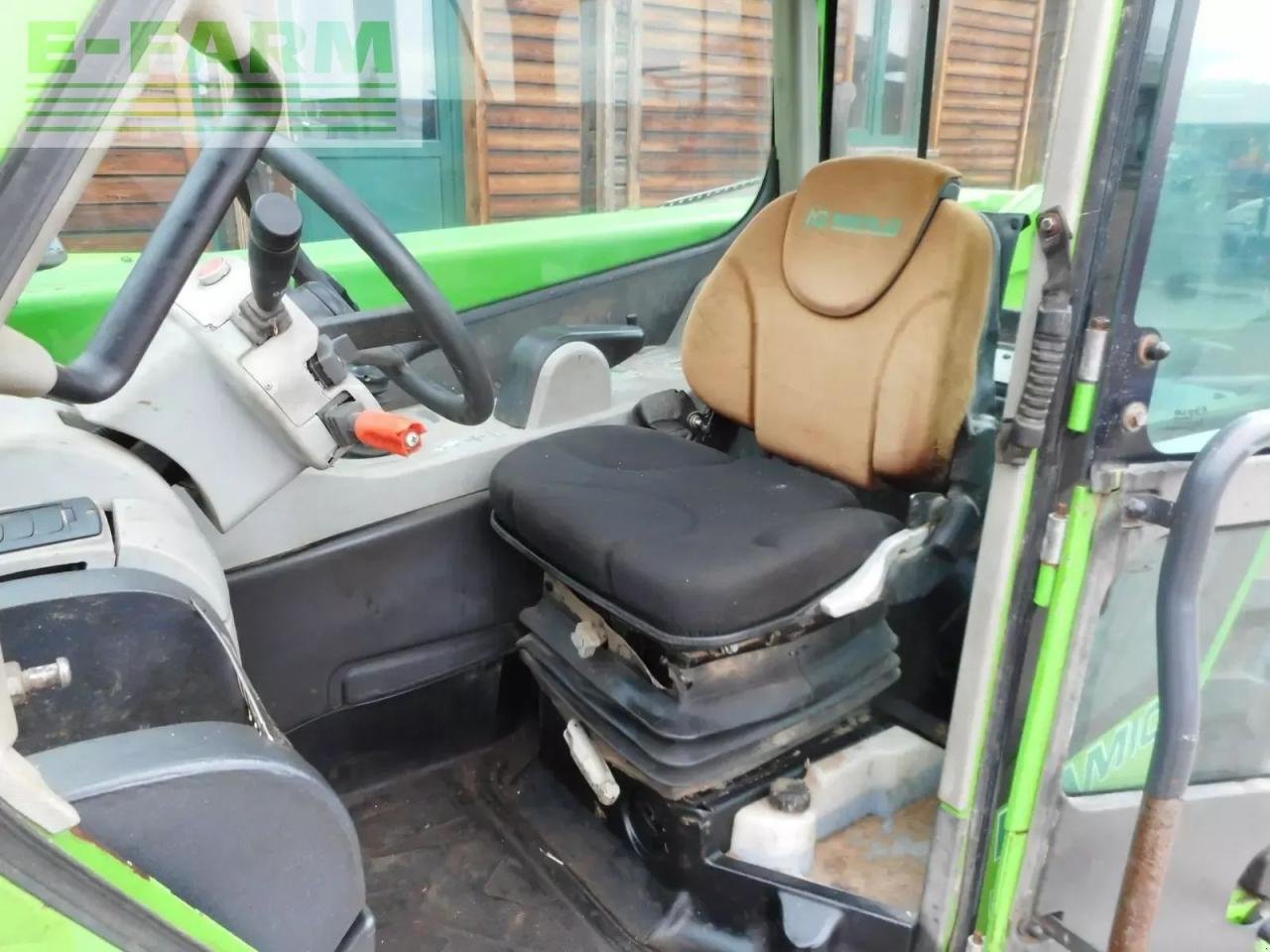 Teleskoplader of the type Merlo p32.6 plus ( 2,15 hoch 2,05 breit ) 40 km/h, Gebrauchtmaschine in ST. NIKOLAI/DR. (Picture 8)