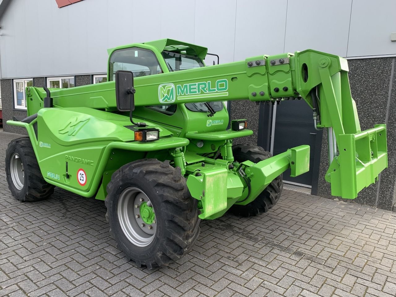 Teleskoplader del tipo Merlo P38.14, Gebrauchtmaschine In Vriezenveen (Immagine 4)
