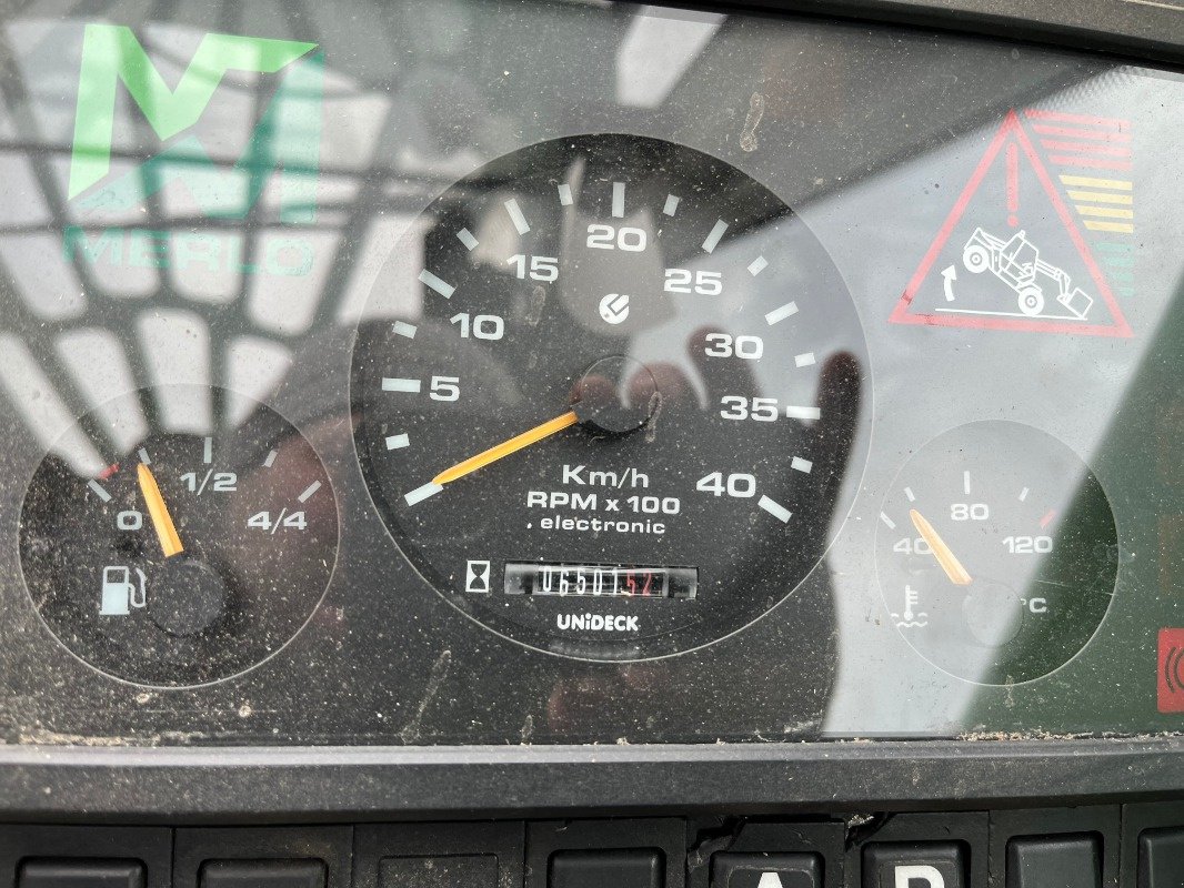 Teleskoplader van het type Merlo P40.9 Plus Panoramic, Gebrauchtmaschine in Ebersbach (Foto 12)