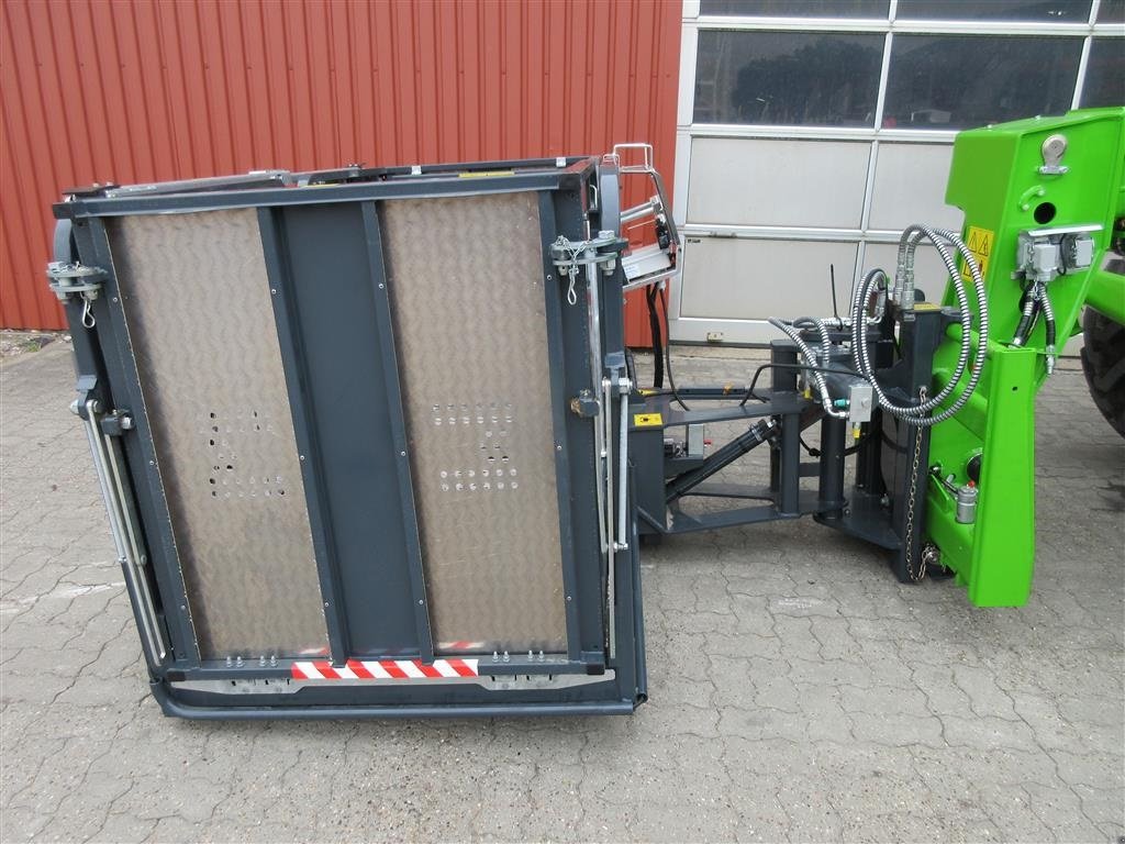 Teleskoplader of the type Merlo P50.18 Plus Merlo Side-Shift, Gebrauchtmaschine in Ribe (Picture 17)