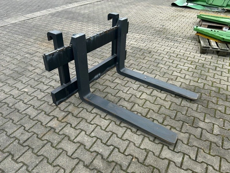 Teleskoplader a típus Merlo Palettengabel 7200 kg / Anbau ZM3, Neumaschine ekkor: Rollwitz (Kép 1)