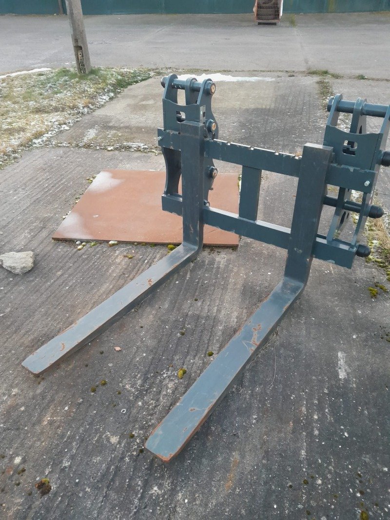 Teleskoplader of the type Merlo Palettengabel VSL ISO FEM III - 6000kg - SAPHIR, Gebrauchtmaschine in Gingst / Rügen (Picture 1)