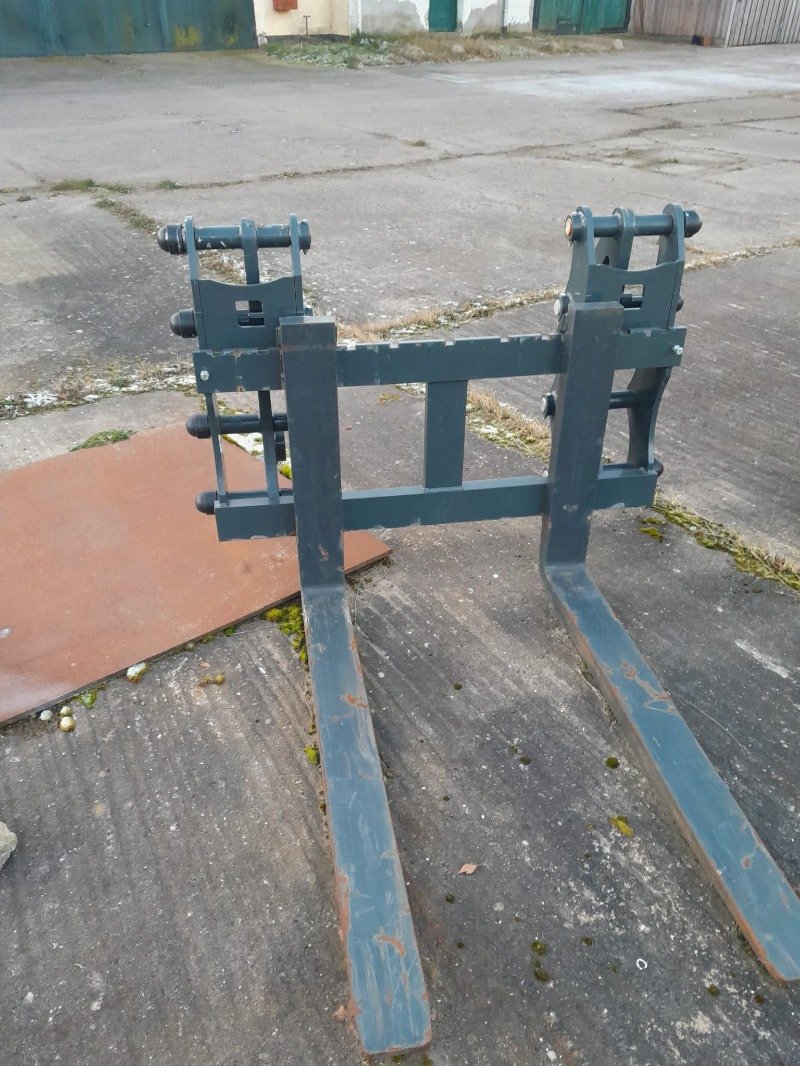 Teleskoplader of the type Merlo Palettengabel VSL ISO FEM III - 6000kg - SAPHIR, Gebrauchtmaschine in Gingst / Rügen (Picture 2)